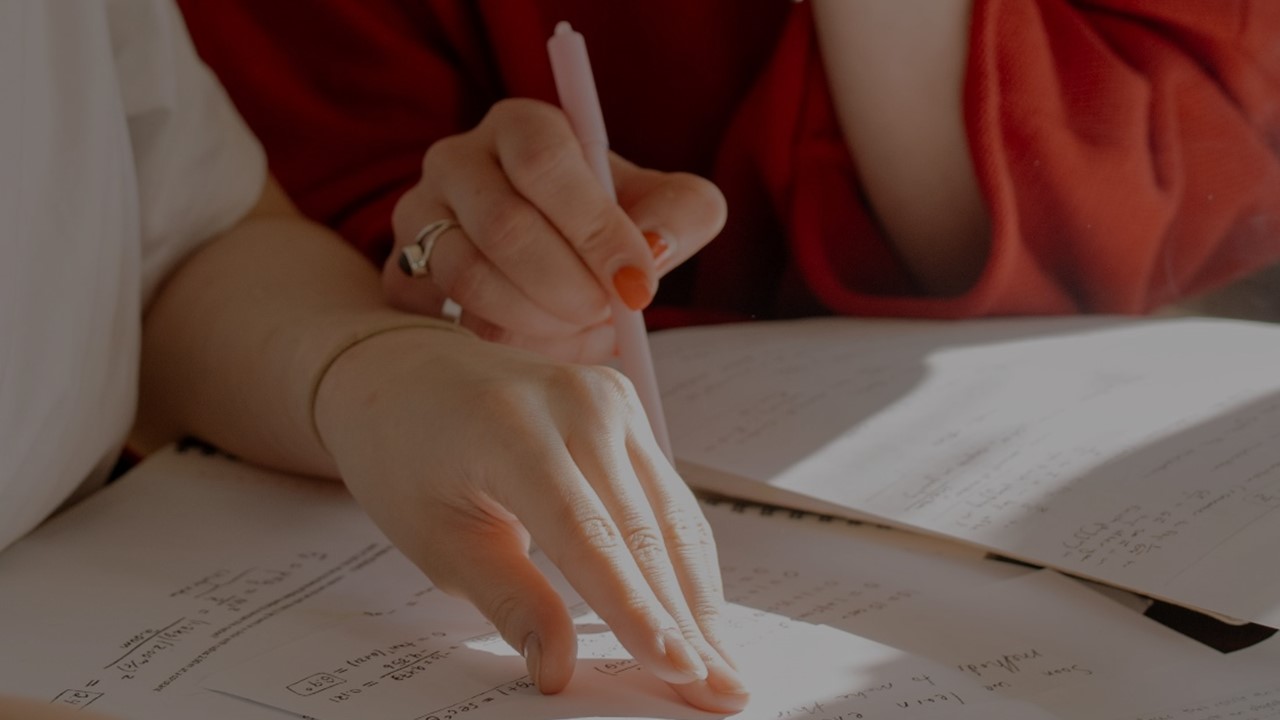 Geleceğinizi Şekillendirin: 2026-2027 Akademik Yılı Uluslararası Lisans Başvuruları Başladı!